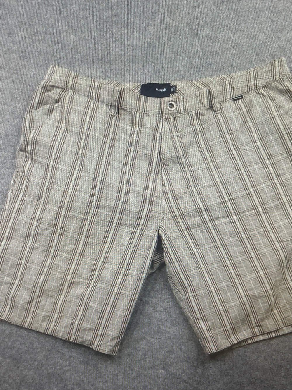 Hurley Men's Beige Plaid Flat Front Shorts